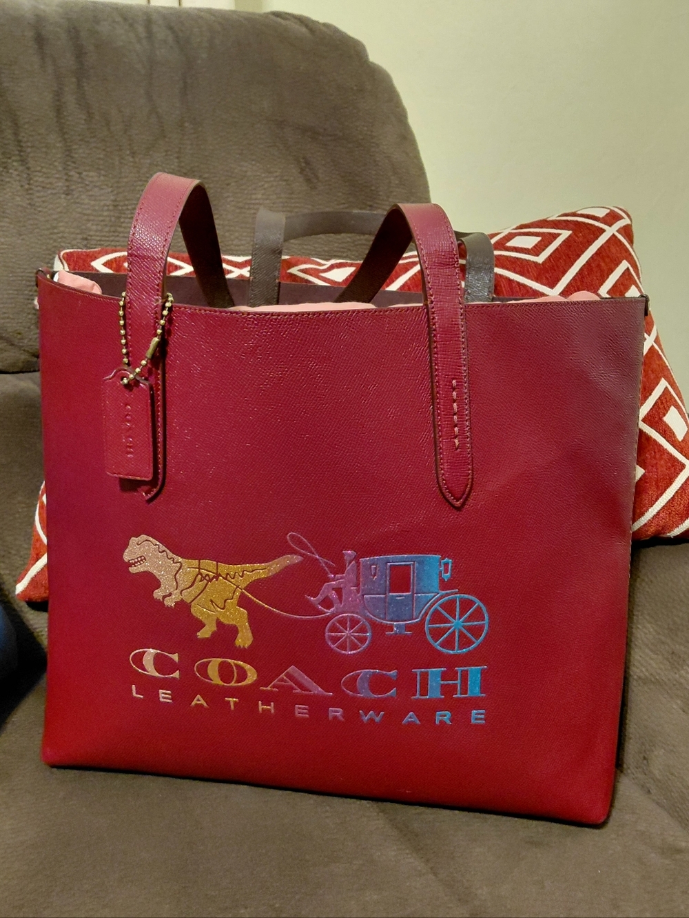 Coach Highline Tote with Rexy and Carriage Style No. 88774 in the Deep Red - Picture 11 of 12